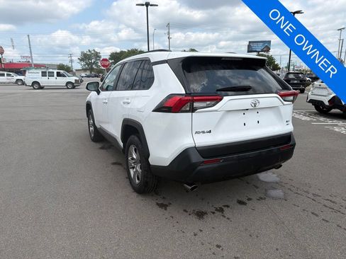 Used 2025 Toyota RAV4 XLE AWD/4WD image 4