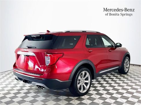 Used 2020 Ford Explorer Platinum w/ Premium Technology Package image 7