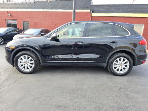 Used 2013 Porsche Cayenne image 2