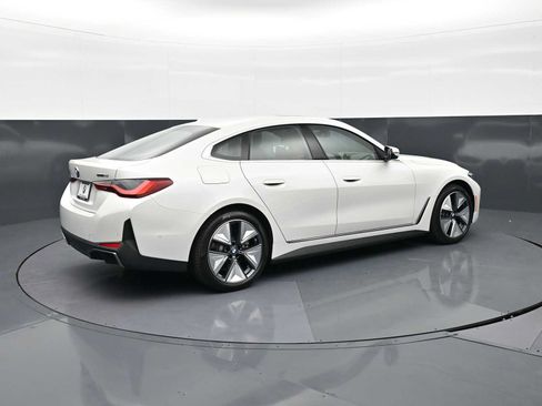 New 2026 BMW i4 eDrive40 w/ Premium Package RWD image 5