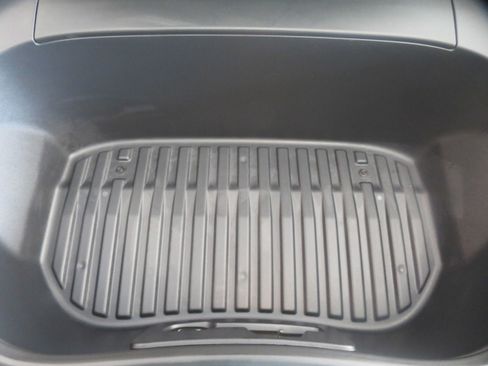 Used 2024 Tesla Model 3 Long Range RWD image 63