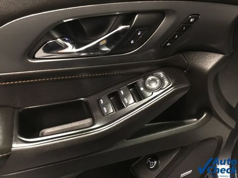 Used 2020 Chevrolet Traverse Premier w/ LPO, 'HIT The Road' Package AWD/4WD image 22