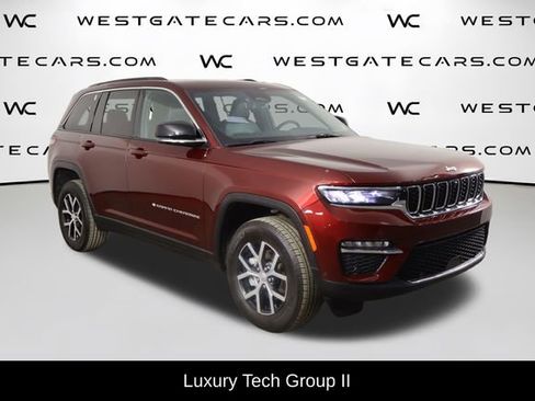 Used 2024 Jeep Grand Cherokee Limited w/ Luxury Tech Group II AWD/4WD image 5