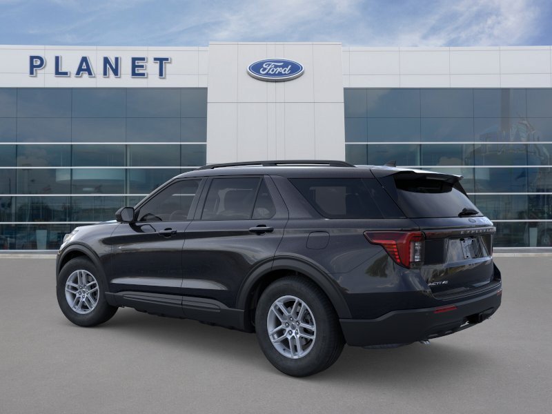 New 2026 Ford Explorer Active RWD image 4