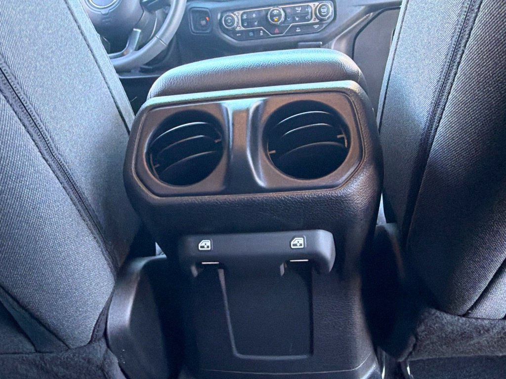 Used 2024 Jeep Wrangler Unlimited w/ Convenience Group AWD/4WD image 38