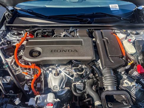 Certified 2025 Honda Civic Sport Touring image 14