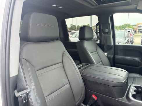 Used 2023 GMC Sierra 2500 Denali w/ Denali Ultimate Package AWD/4WD image 28