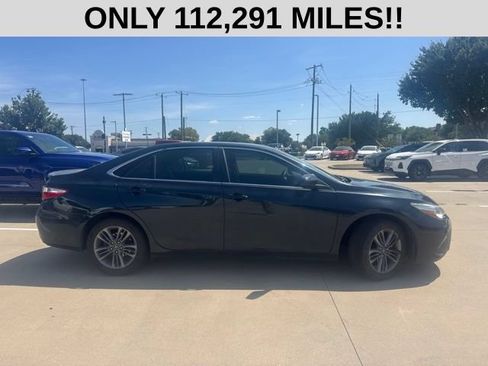 Used 2017 Toyota Camry SE FWD image 2