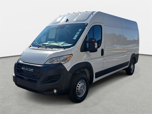 New 2026 RAM ProMaster 2500 w/ Convenience Group image 32