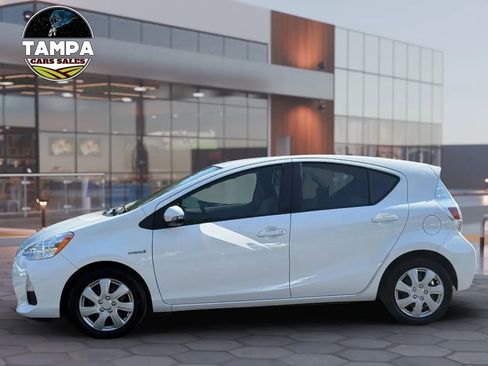 Used 2012 Toyota Prius C One image 8