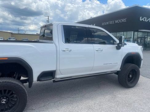 Used 2024 GMC Sierra 2500 Denali Ultimate AWD/4WD image 14