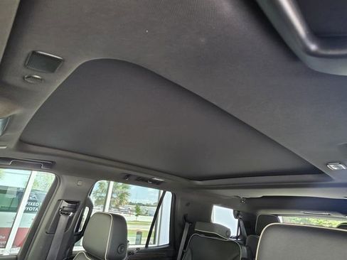 Used 2021 Chevrolet Tahoe Premier AWD/4WD image 7