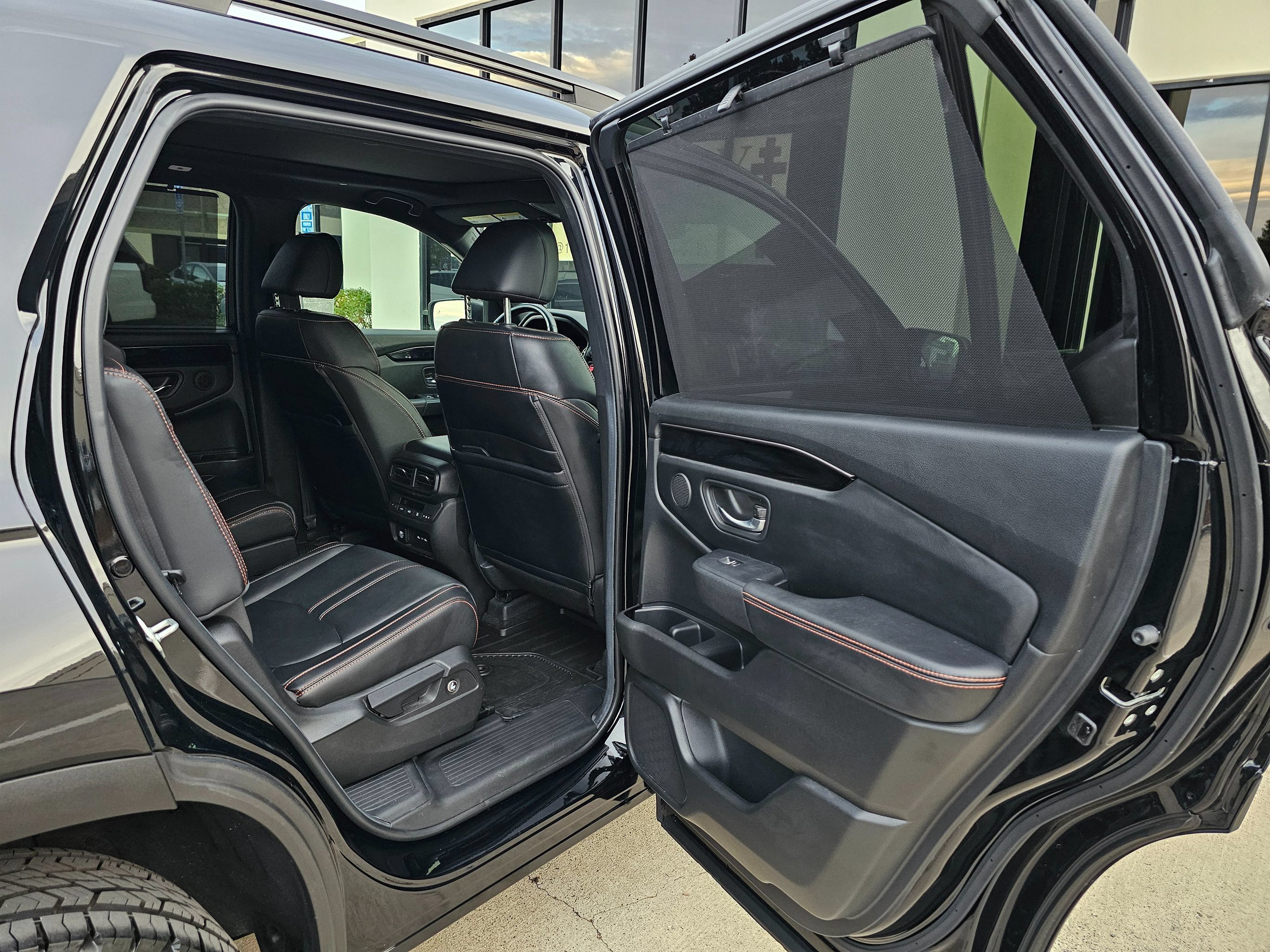 Used 2025 Jeep Compass Limited AWD/4WD image 26