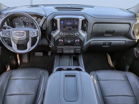 Used 2019 GMC Sierra 1500 SLT image 16