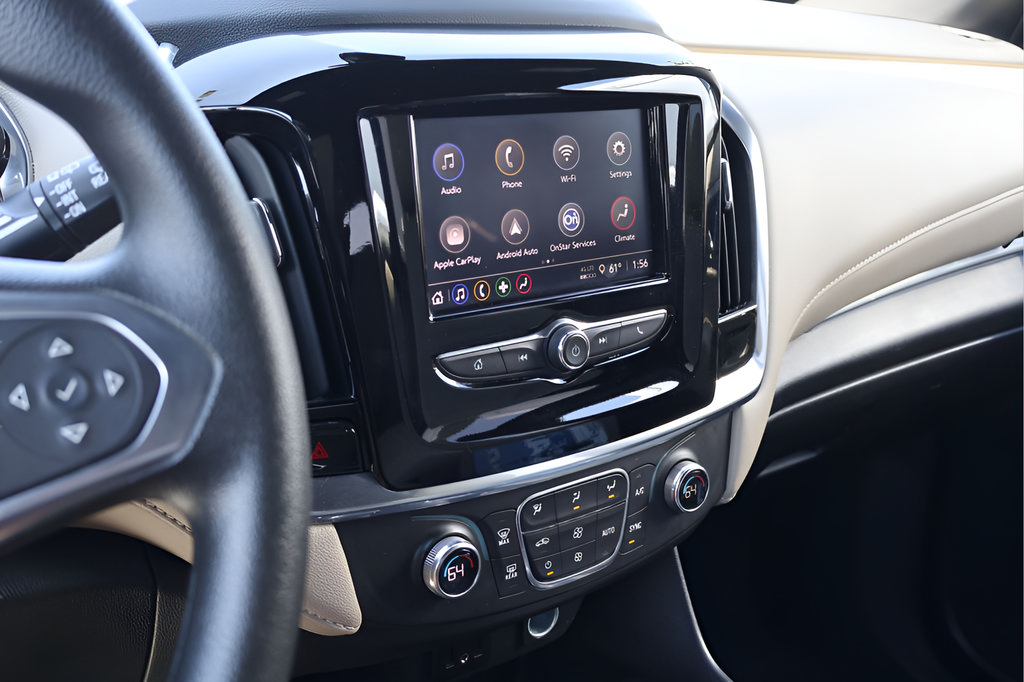 Used 2023 Chevrolet Traverse LS AWD/4WD image 21