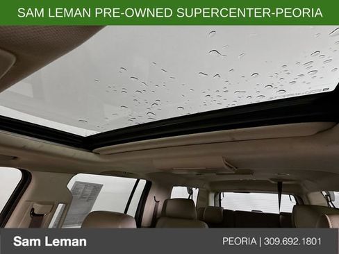 Used 2018 Chevrolet Suburban LT image 22