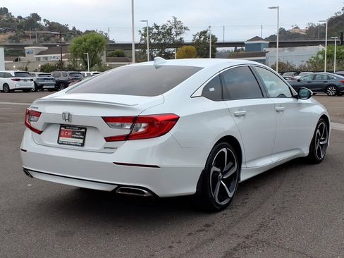 Used 2018 Honda Accord Sport image 4
