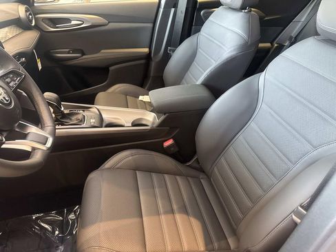 New 2026 Alfa Romeo Tonale w/ Black Premium Package image 21