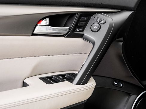 Used 2012 Acura TL SH-AWD image 8