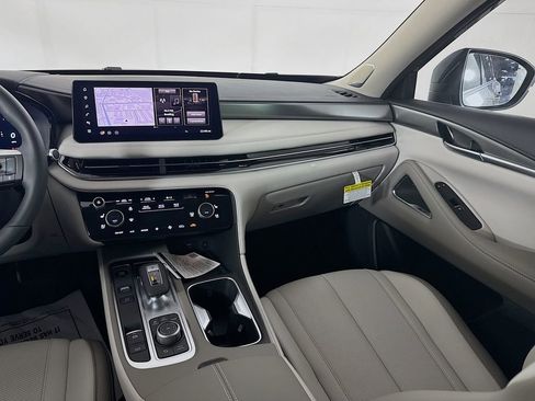 New 2026 INFINITI QX60 Luxe image 28