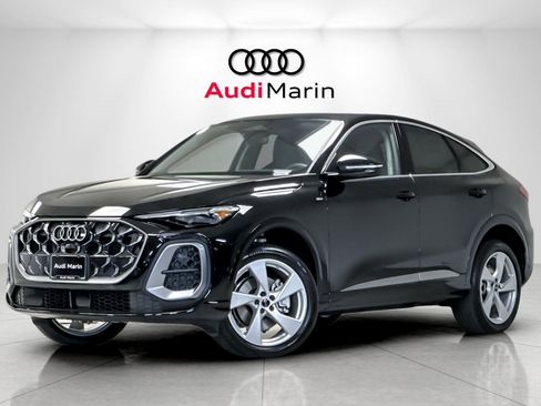 New 2025 Audi Q5 Prestige image 1