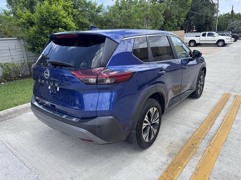 Used 2023 Nissan Rogue SV FWD image 5