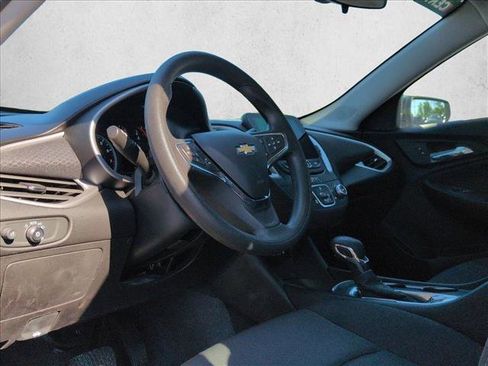 Used 2023 Chevrolet Malibu LS FWD image 10