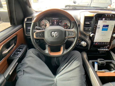 Used 2022 RAM 1500 Limited w/ Body Color Bumper Group image 14