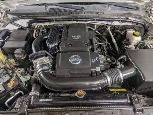 Used 2019 Nissan Frontier SV image 23