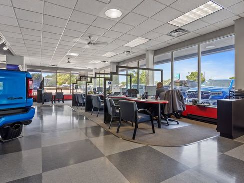 Used 2014 Jeep Wrangler Sport w/ Connectivity Group image 16