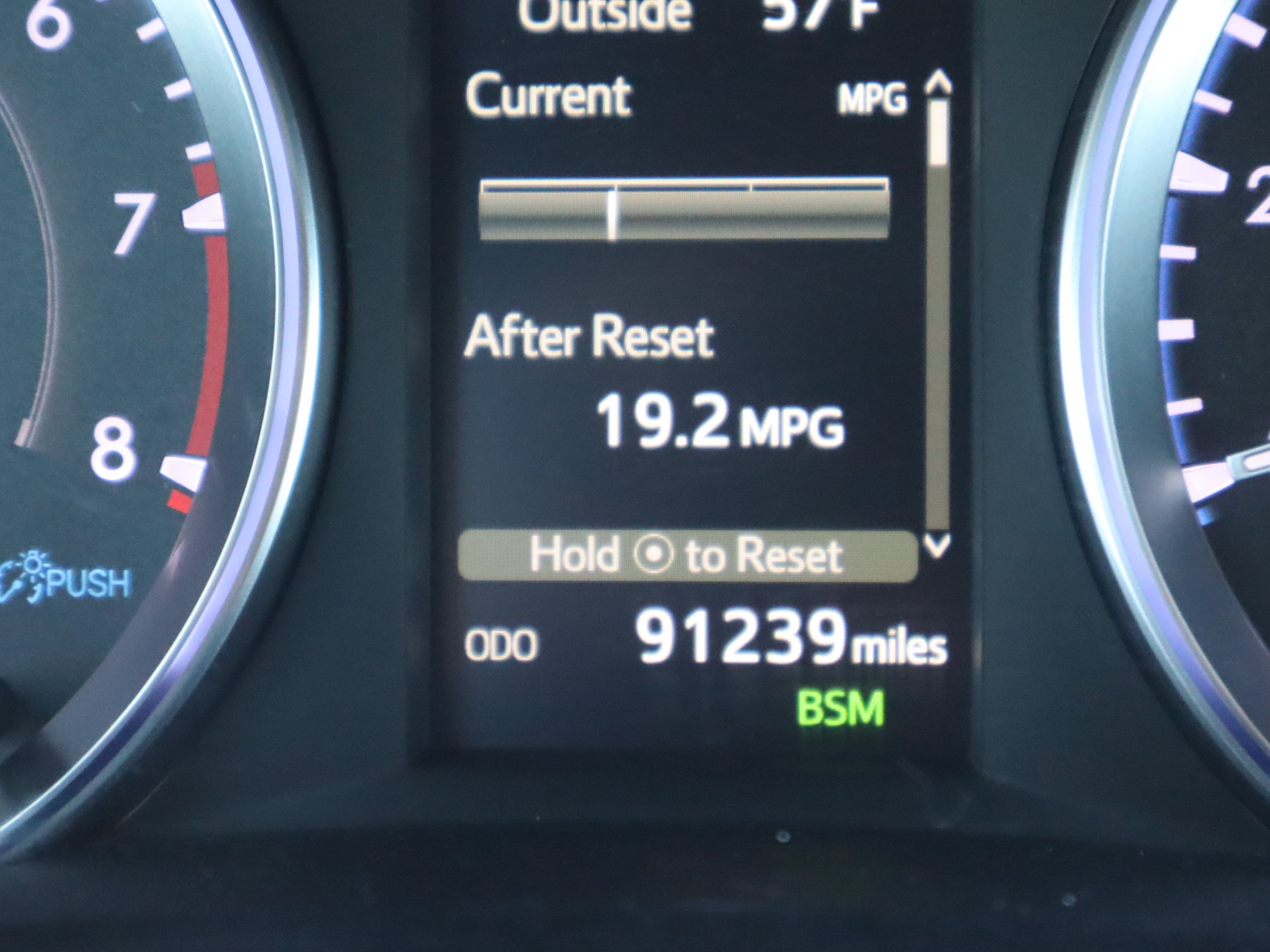 Used 2019 Toyota Highlander XLE AWD/4WD image 27