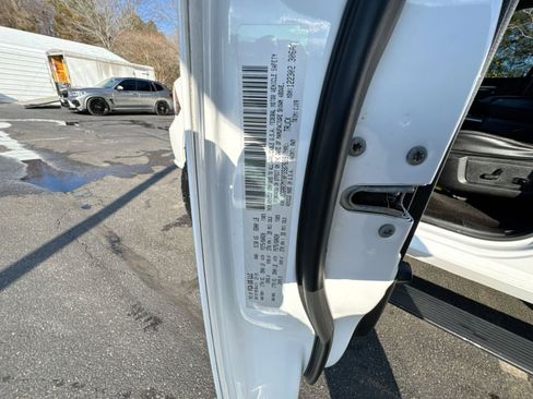 Used 2015 RAM 1500 Sport w/ Convenience Group image 37