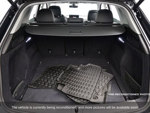 Used 2024 Audi Q5 2.0T Premium w/ Convenience Package image 35