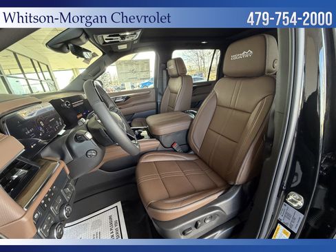 New 2026 Chevrolet Suburban High Country image 9