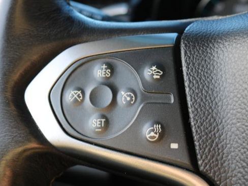 Used 2019 Chevrolet Suburban LT AWD/4WD image 12