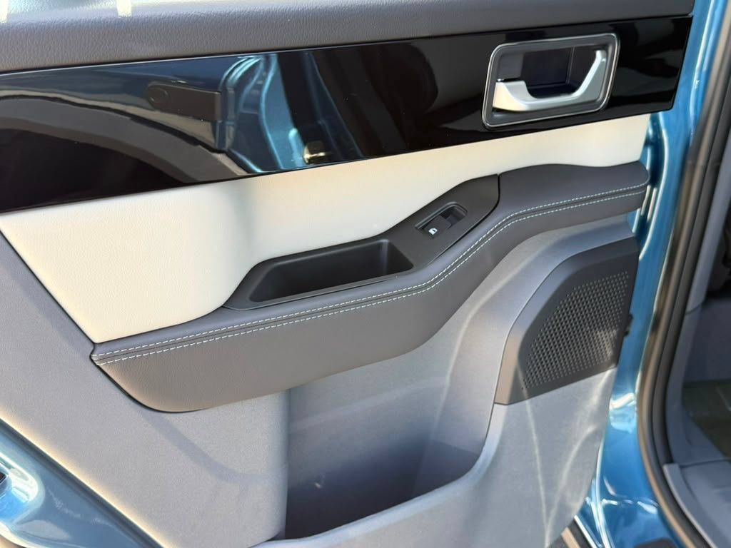 New 2026 INEOS Grenadier Station Wagon AWD/4WD image 15