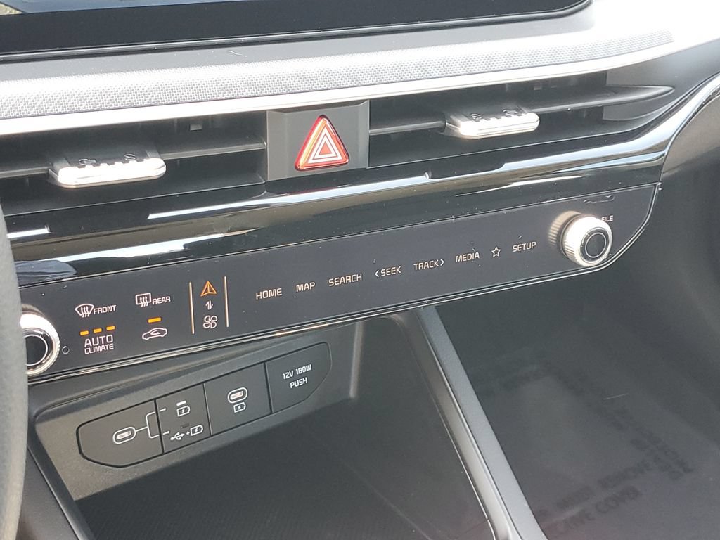 New 2026 Kia K5 LXS FWD image 17