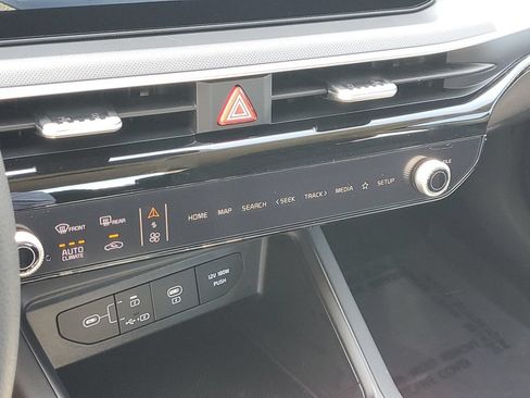 New 2026 Kia K5 LXS FWD image 17