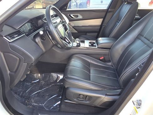 Used 2021 Land Rover Range Rover Velar R-Dynamic S image 23