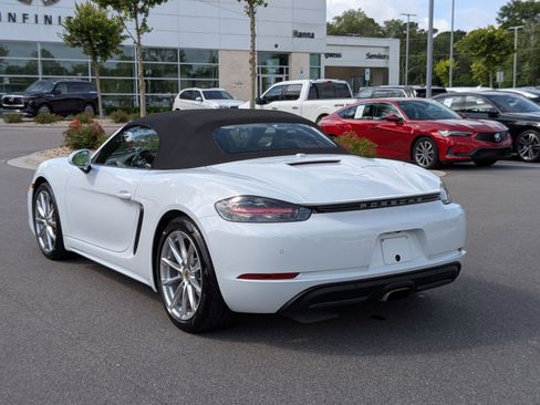 Used 2019 Porsche 718 Boxster RWD image 5