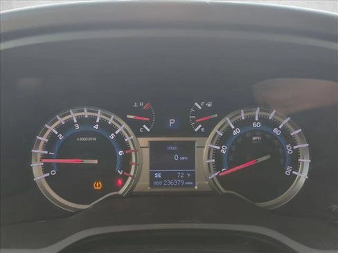 Used 2014 Toyota 4Runner Limited image 9