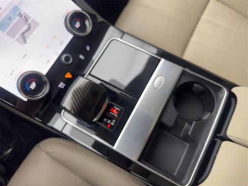 Used 2022 Land Rover Range Rover Velar R-Dynamic S image 68