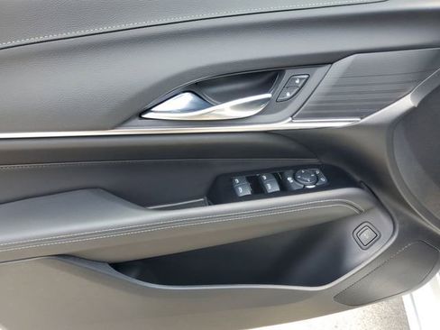 Certified 2025 Cadillac CT4 Luxury RWD image 18