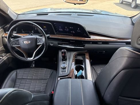 Used 2023 Cadillac Escalade Sport Platinum AWD/4WD image 15