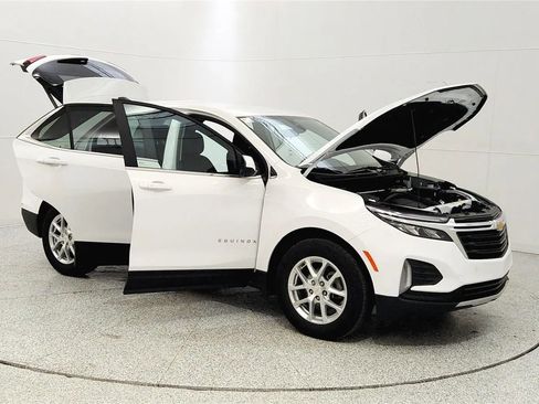 Used 2024 Chevrolet Equinox LT image 9