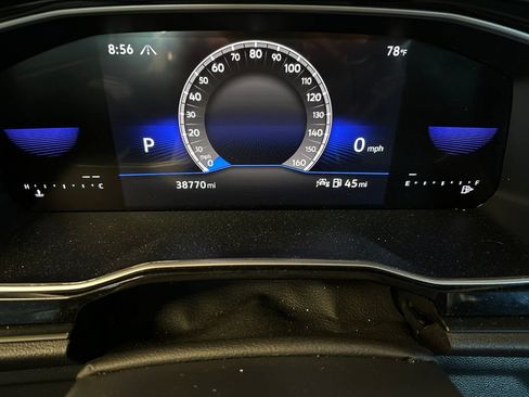 Used 2024 Volkswagen Jetta SE FWD image 10