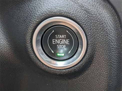 Used 2021 Chevrolet Silverado 1500 RST image 27