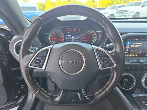 Used 2022 Chevrolet Camaro LT w/ Technology Package RWD image 24