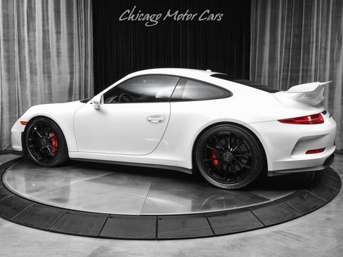Used 2014 Porsche 911 GT3 RWD image 3