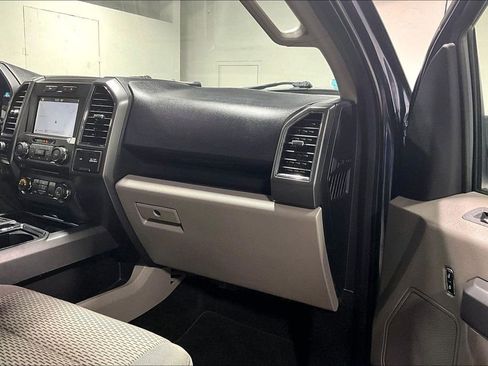 Used 2018 Ford F150 XLT w/ Equipment Group 302A Luxury AWD/4WD image 19